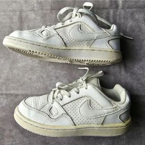 Boy's NIKE Court Borough Low 2 Sneakers Shoes Size 11.5C‎